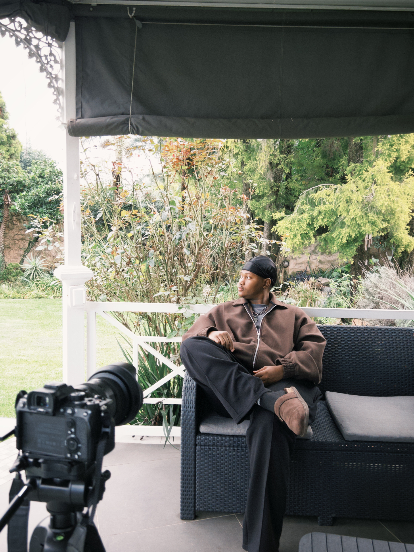 Behind the scenes 1